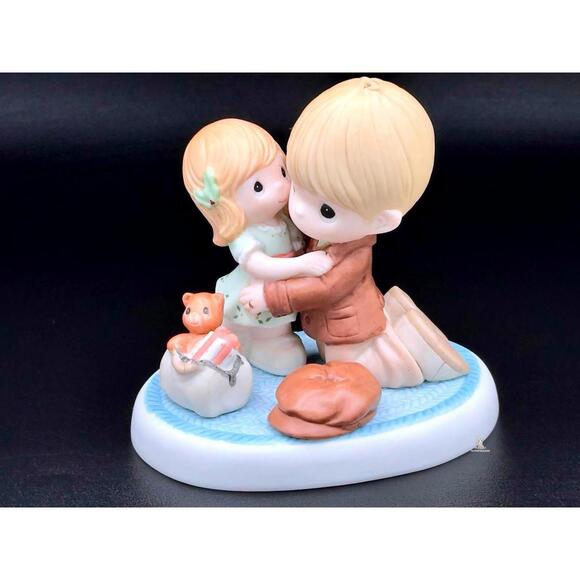 Precious Moments “I’ll Be Home for Christmas” Dad & Baby Girl Celebrating